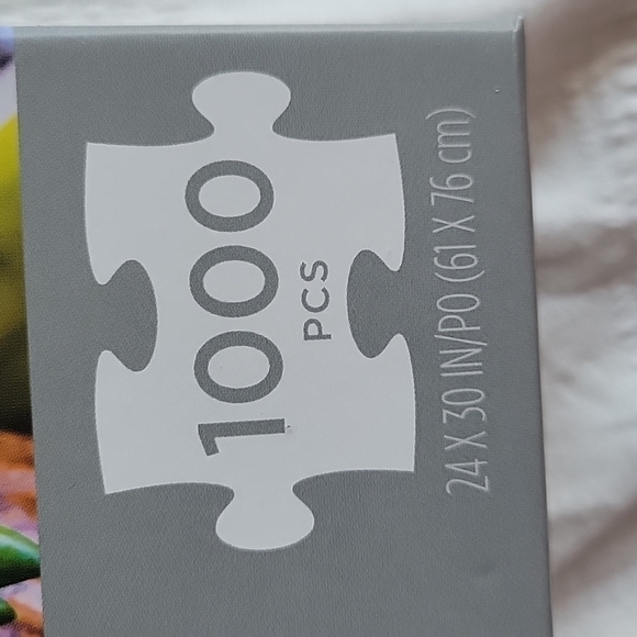 HALLMARK Pretty Succulents Puzzle 1000 pcs - Picture 2 of 3